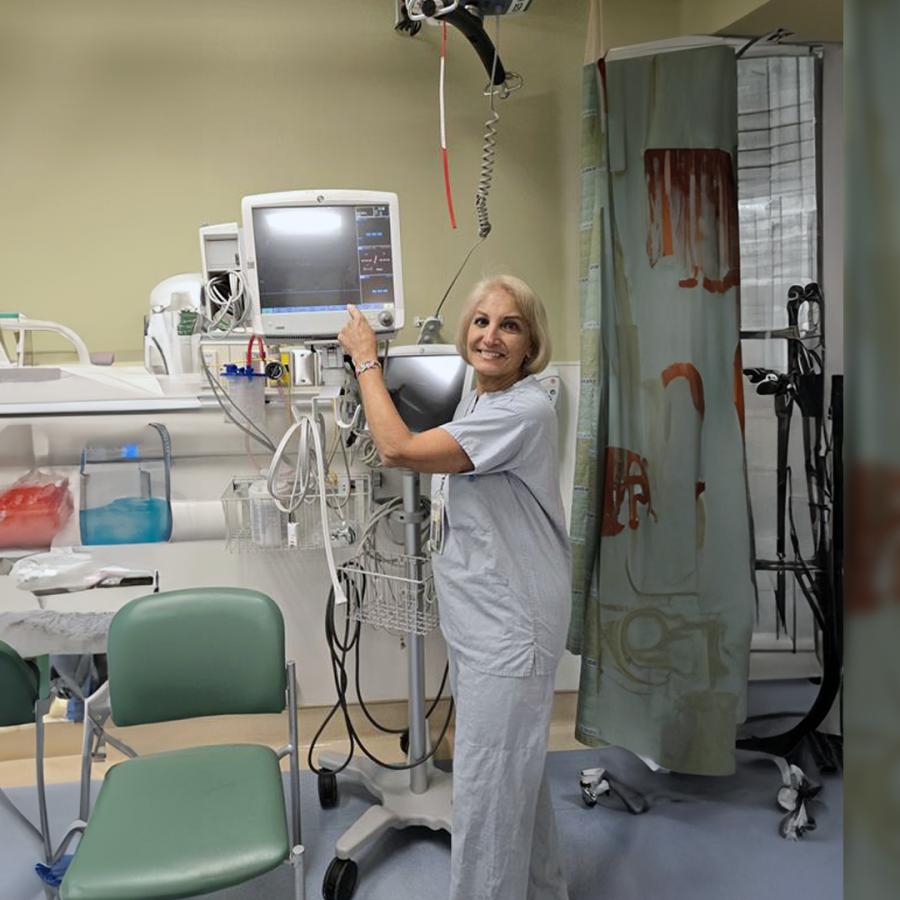 Nursing instructor Shelina Keys working at a clinic
