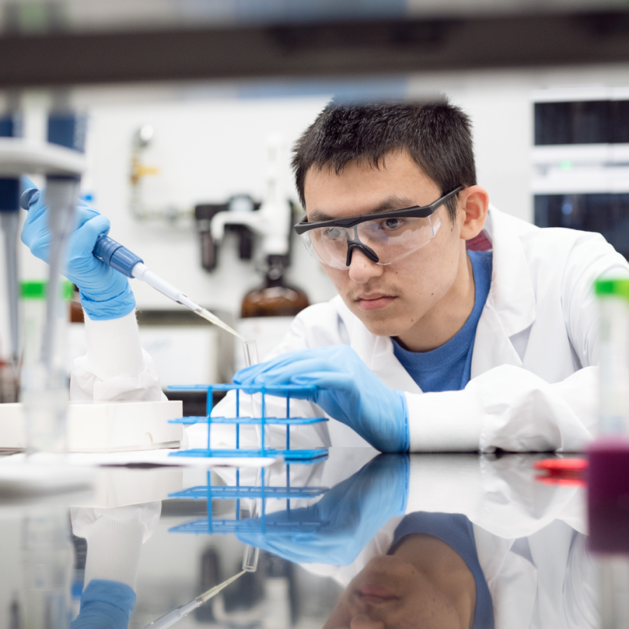 Student reseraching in a lab