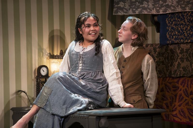 Yorlene Bernido as Catherina Mülhahn and Lucy Jeffery as Anastasius Linck. Photo by Emily Cooper.